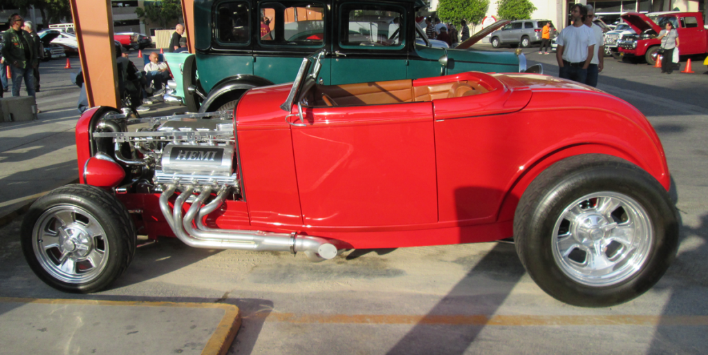 Red 1932 Ford at Bob's Big Boy in Burbank, California