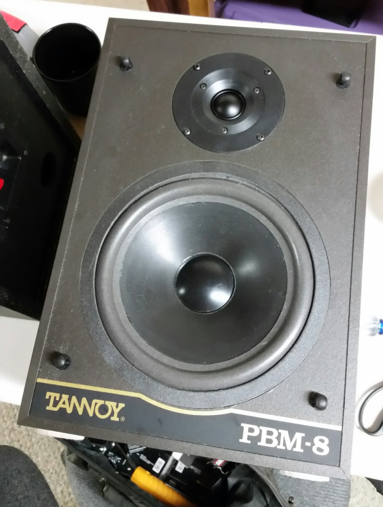 Refurbished speakers with new foam