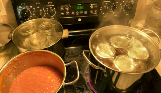 Sauce Canning