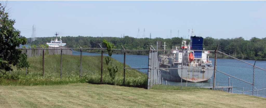 NACC Quebec leaving the Eisenhower Lock