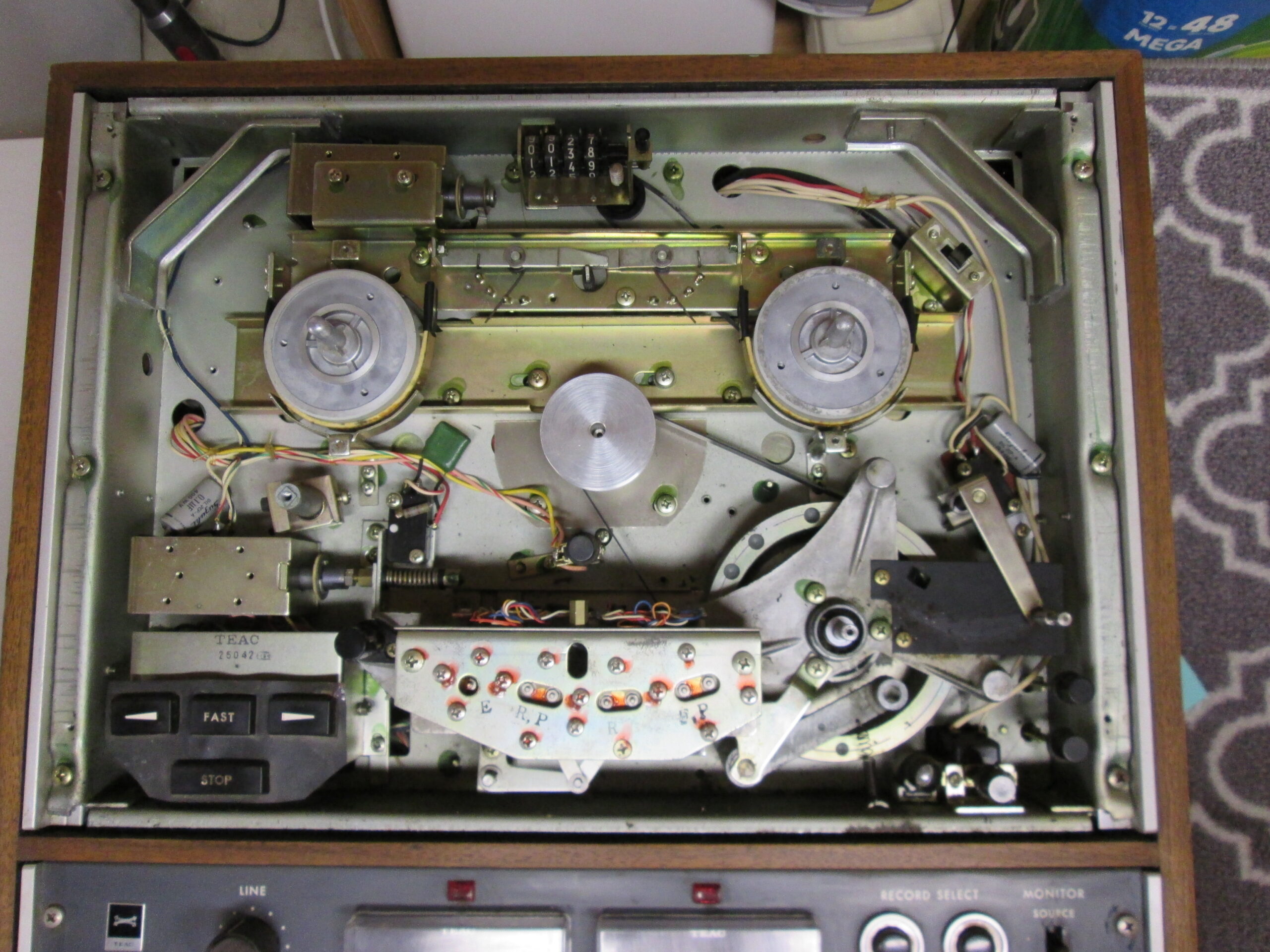 TEAC A-4010S Reel-to-Reel Tape Machine